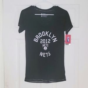 NWT Women's Brooklyn Nets Tshirt